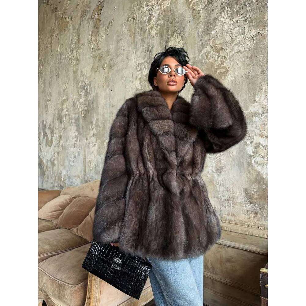 Women's 2025 Elegant Fake Fur Jacket Fashion Winter New Bell Lapel Long Sleeve Coat Daily High Street Lady Outwear