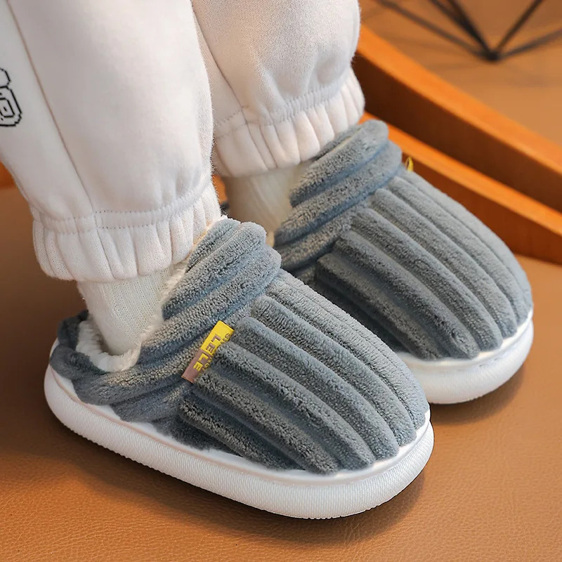 Winter childrens cotton slippers for boys and girls anti slip warm bags parentchild fuzzy plush home baby 251022