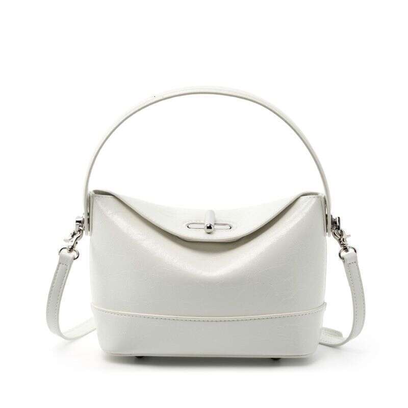 Head Layer Handbag Bucket Bag, Spring New, Light High-end Leather Women's Bags