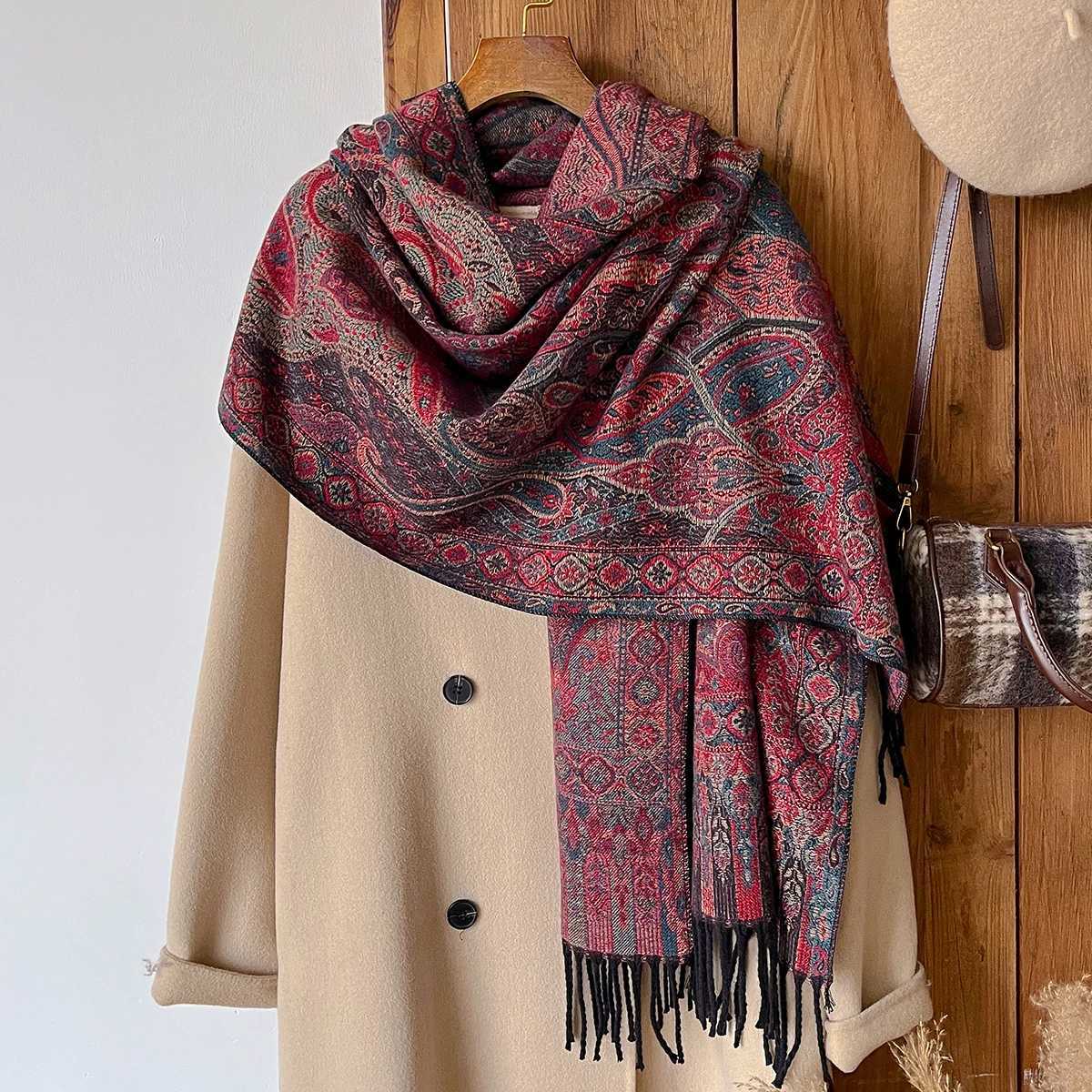 Womens Winter Thick Shawl Paisley Print Warm Long Tassel Scarf ColdResistant Poncho Stol National Style J251118