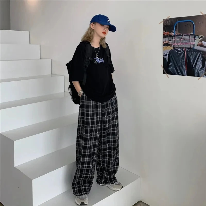 Black and Pink Plaid Pants Oversize Women Pants High Waist Loose Wide Leg Trousers Ins Retro Teens Straight Trousers Streetwear 251016