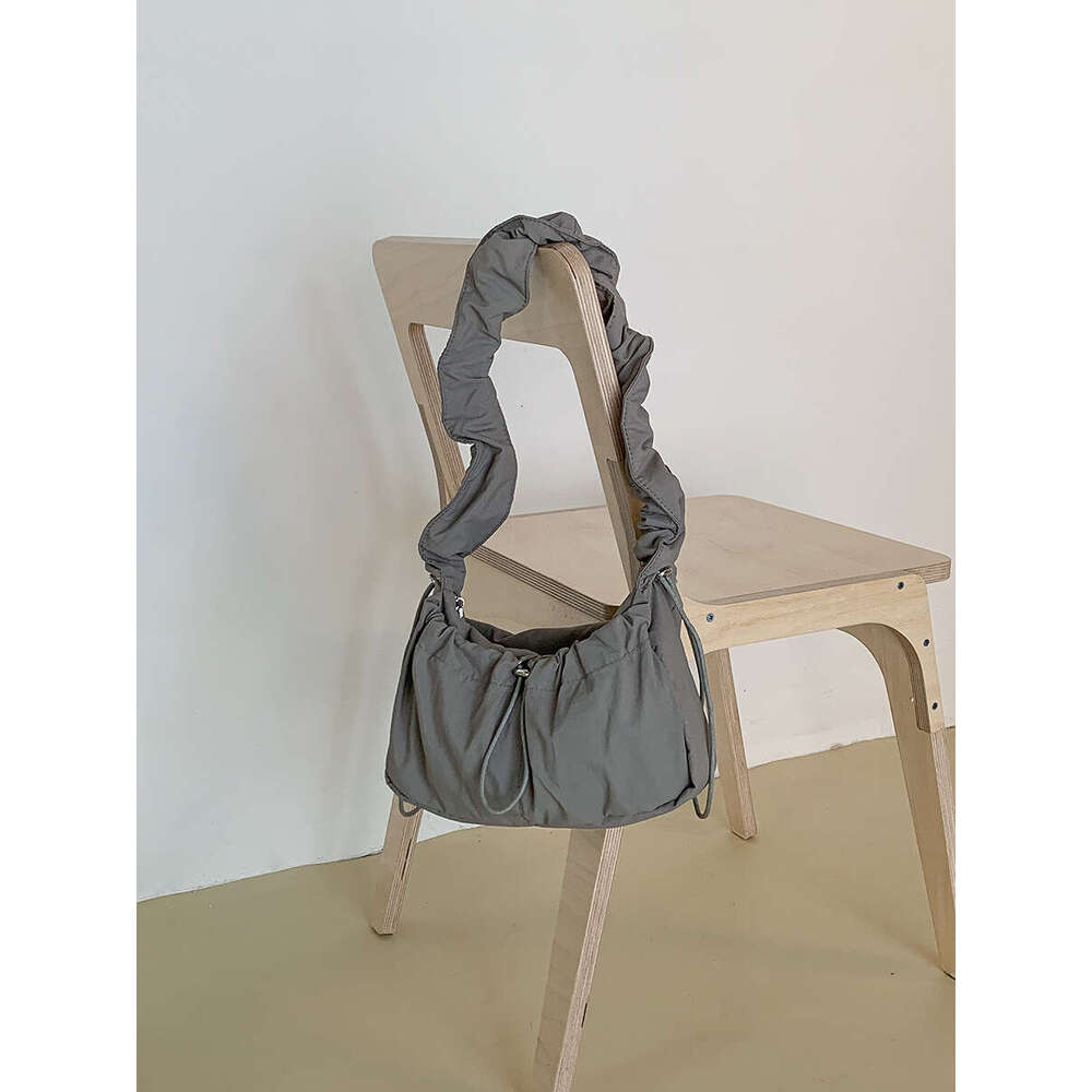 Korean Women's Pleated Trendy Artistic Crossbody Nylon Niche Design Fashion Casual Single Shoulder Small Square Bag B5