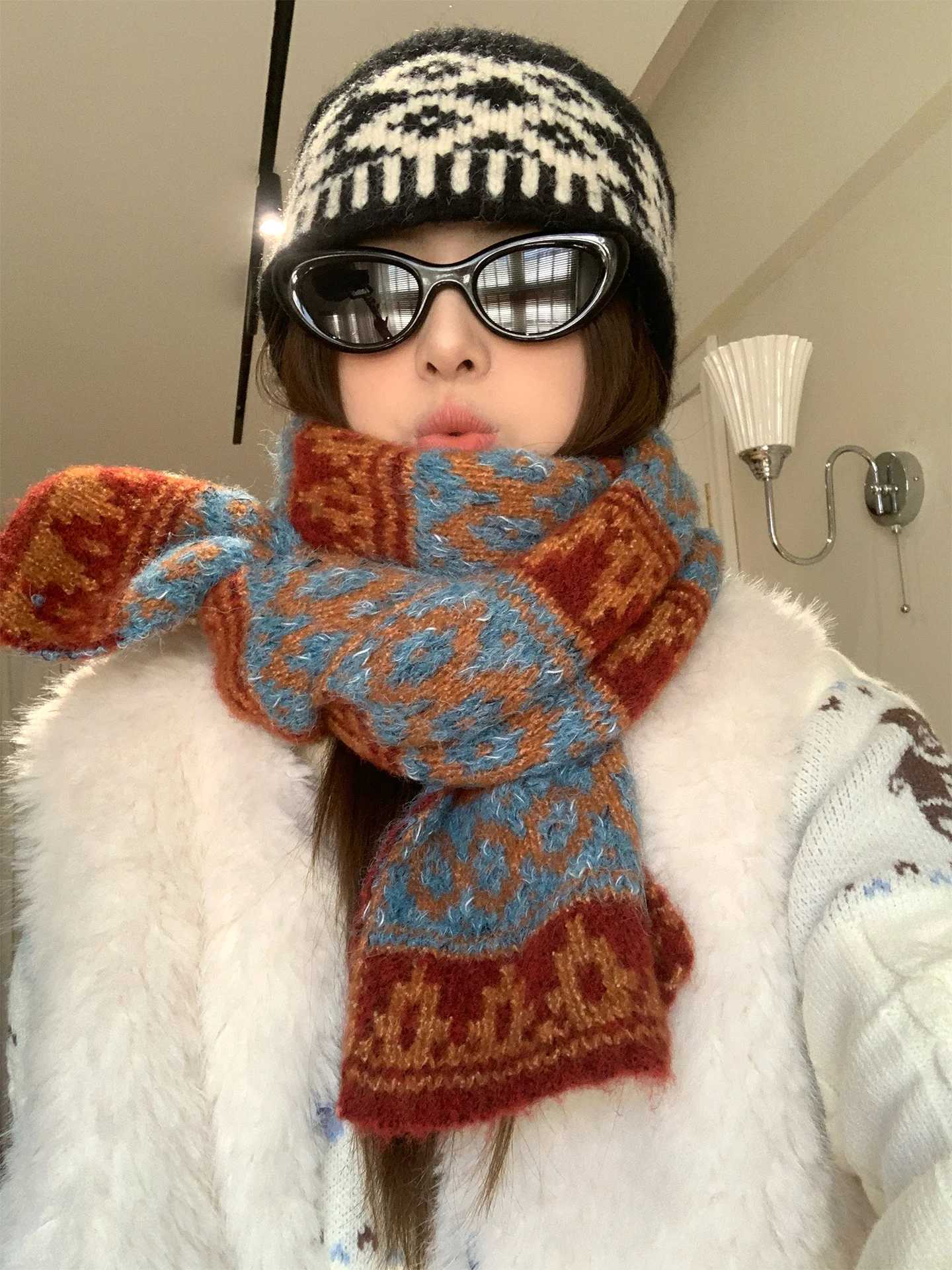 Brown HighEnd Fair Lsle Style Knitted Scarf For Women Thickened And Warm For Autumn And Winter Korean Version Outdoor Use J251022