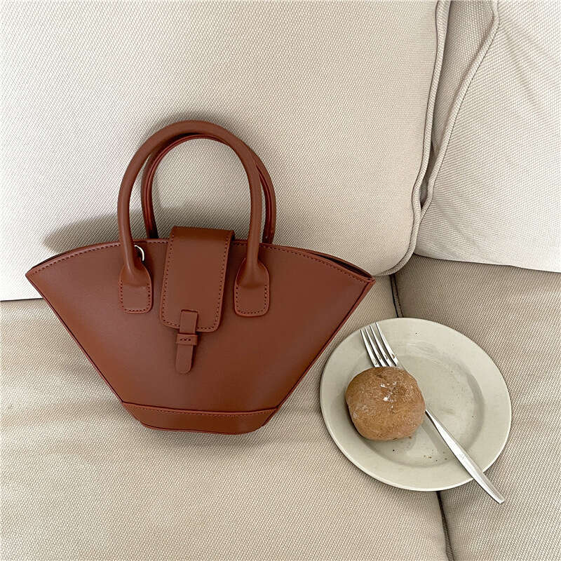 New Style Handheld Wing Fashionable High-End Basket Simple Niche PU Crossbody Bucket Bag For Women B5