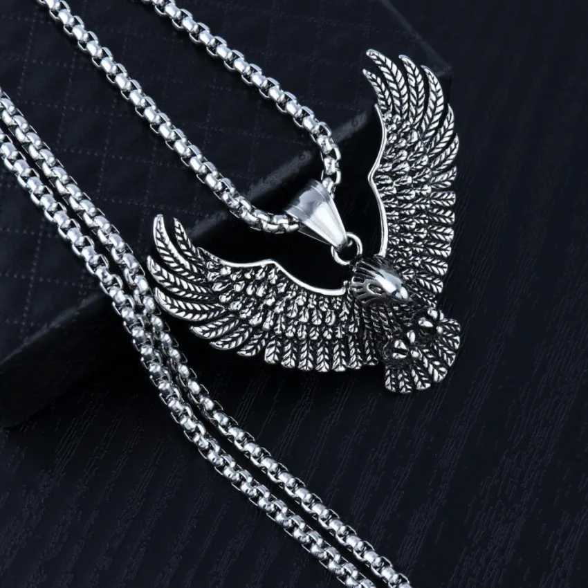Flying Pendant Necklace Hip Hop Punk StainlESS Steel Chain Mens Jewelry Vintage RAPper Rock AccESSories Gift 2025 New V251022