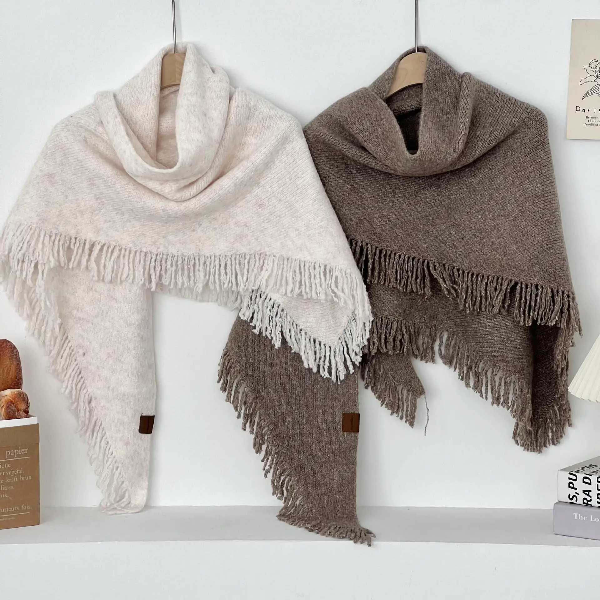 Elegant 15 Wool Fringe Knitted Shawl Elegant Dowager Scarf Women Luxury Fashion Neck Warm Shawls Woman Luxury Designer Scarf J251129