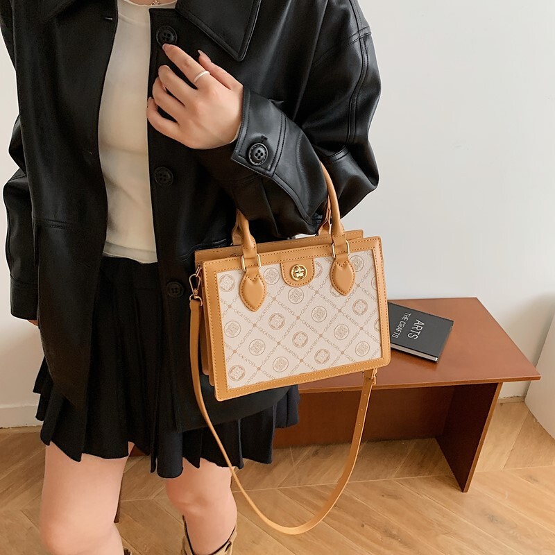 Luxury Brand Designer Bag New Small Square Bag For Women 2025 High-Quality Texture Letter Trendy Fashionable Light Luxury Single Shoulder Crossbody Ba