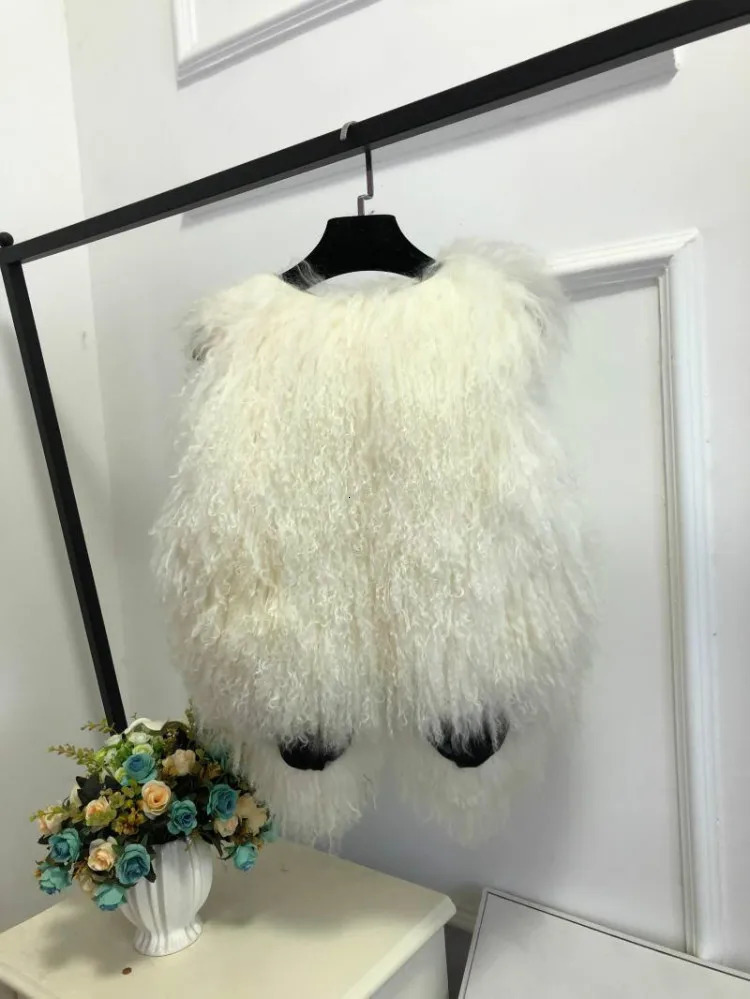 V neck Natural 100 Pure Mogolia Fur Vest Genuine Real Sheep Gilet Basic Match Short Drop Coat tsr855 251015