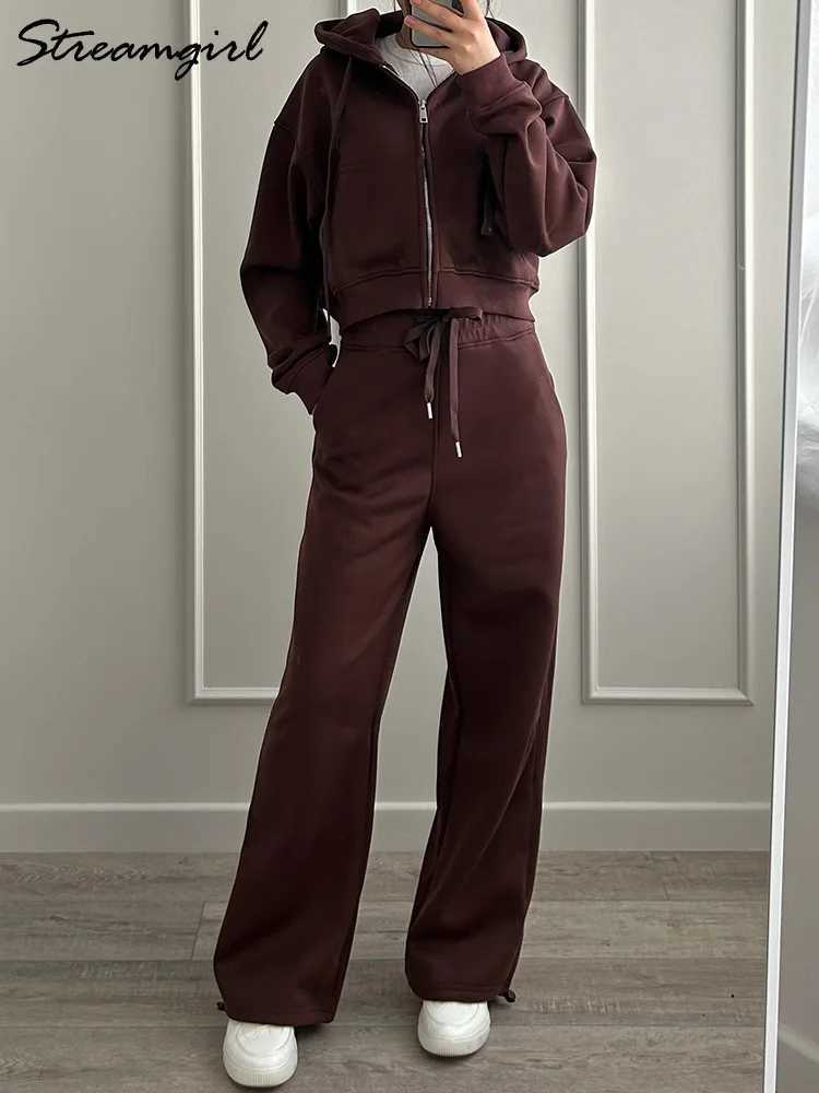 Women Tracksuits Winter Fleece Sweatsuit Brown Warm Crop Zipper Hoodies And Sweatpants Set For Women 2 Piece Velvet Pants SetsT251022
