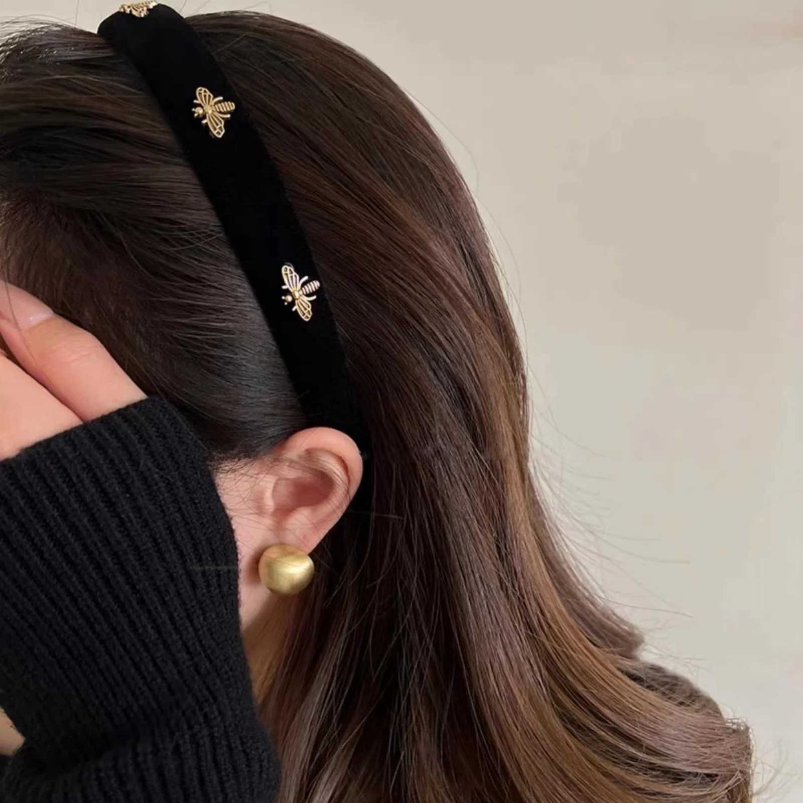 1PC Velvet Bee Fabric Face Wash Hairband Womens High Cranial Top Headband Pressure Hair Out Hair Cards Hair Accessories V251022