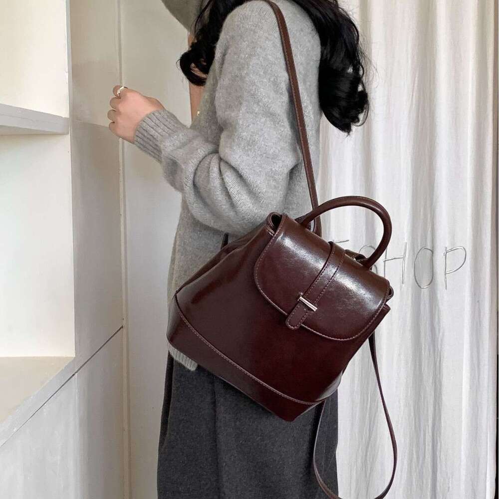 Women's Flap Niche Design College Student Bag PU Leather Versatile Daily Small Backpack Commuting Women B5