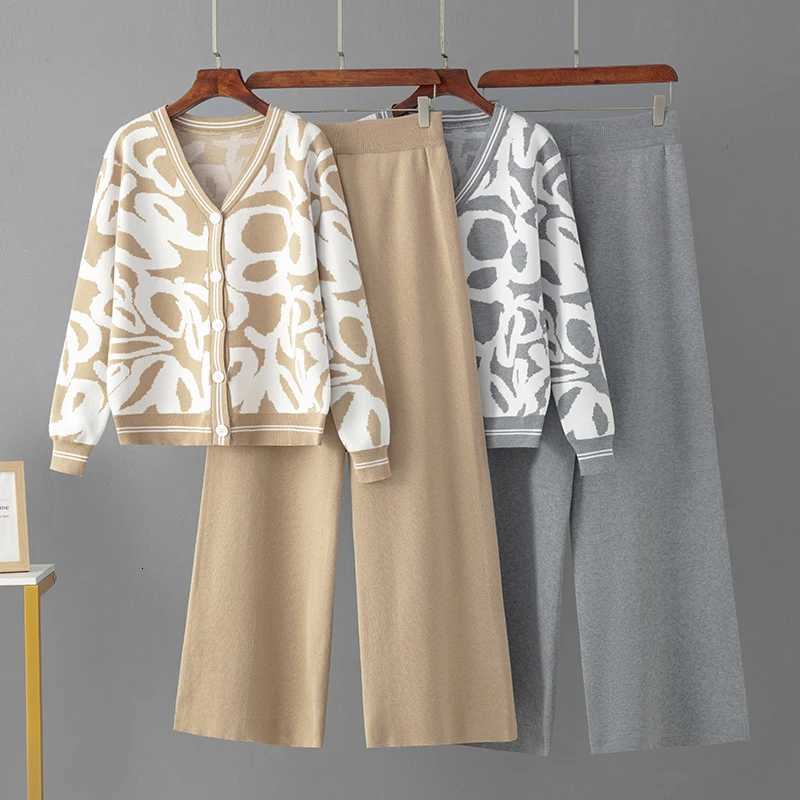 HLBCBG Casual Summer Tracksuit Women Two Piece Set Short Sleeve Knitted Two Piece Women Set Slit Wide Leg Pant Matching Sets ForT251022