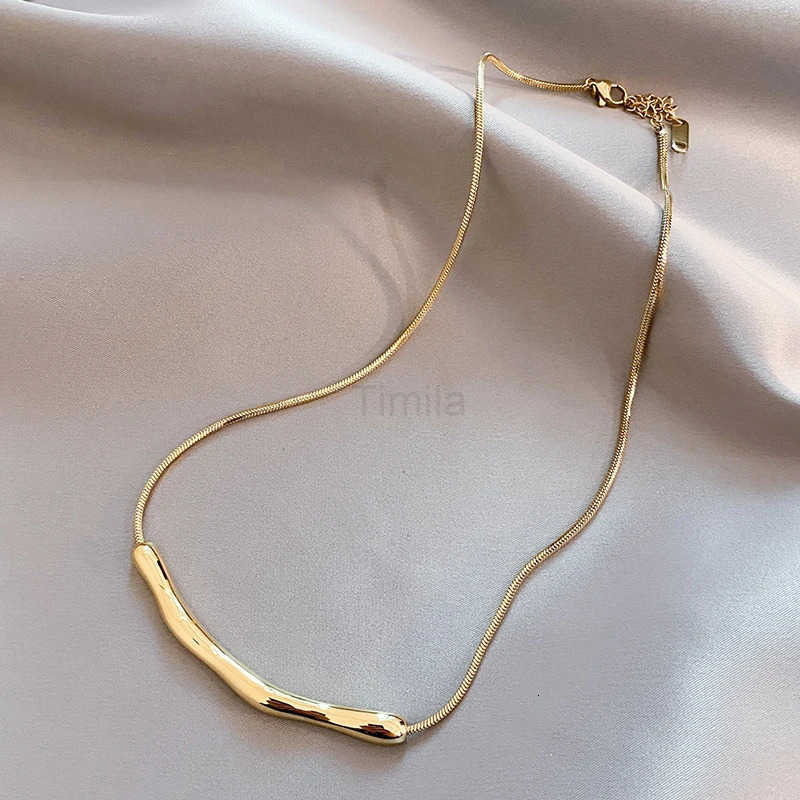 European and American Fashion Simple Stainless steel Gold Color Collarbone Chain For Womens Fashion Short Necklaces Jewelry U251022
