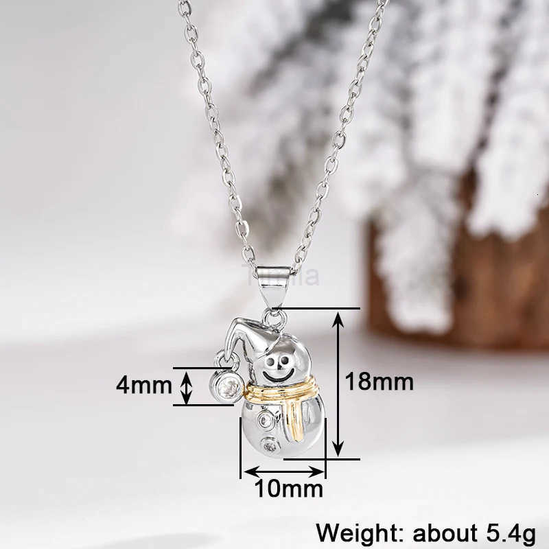 Huitan Cute Snowman Pendant Necklace for Women Silver Color Fancy Yellow Scarf Christmas Accessories Statement Jewelry Drop Ship U251022