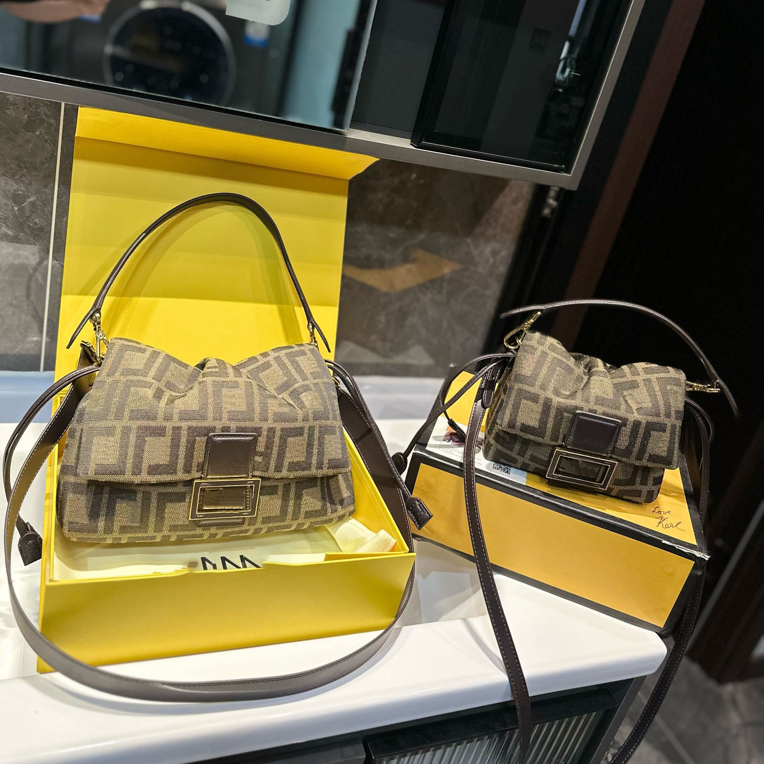 designer bag handbag shoulder bag Handheld Wallet Crossbody Bag shopping bag designer hobo bag Computer Large leather With high quality Cloud Bag Large and Small