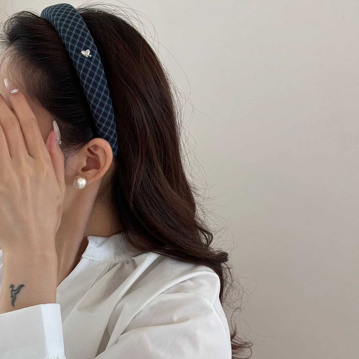 Hair accessories for women Girl head band femme korean vintage popular leading fashion makeup hoop washing adults kpop Yoga 2025 V251022