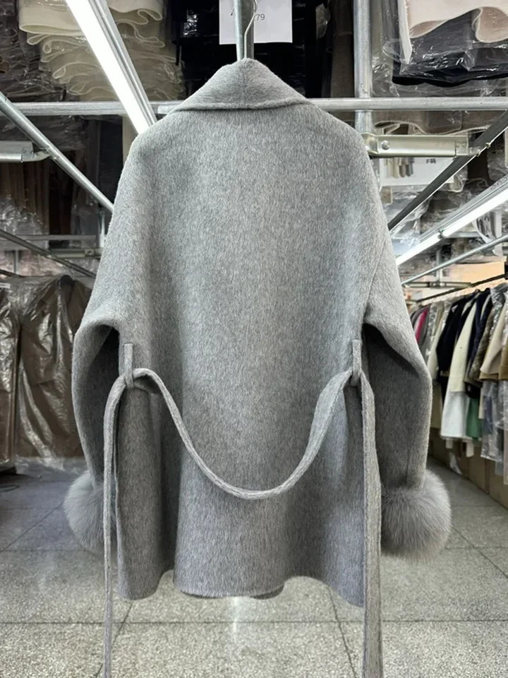 Natural Fox Fur Thick Doublesided Wool Coat Female Short Autumn Winter Loose Laceup Woolen Coats Women Fashion Overcoats 251021