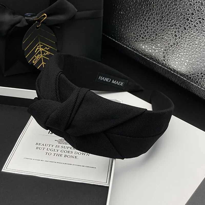 New Fashion Hair Hoop Hair Bands for Women Girls Pleated Wide Edge Solid Color Headbands Wide Hairband Hair Accessories Headwear V251022