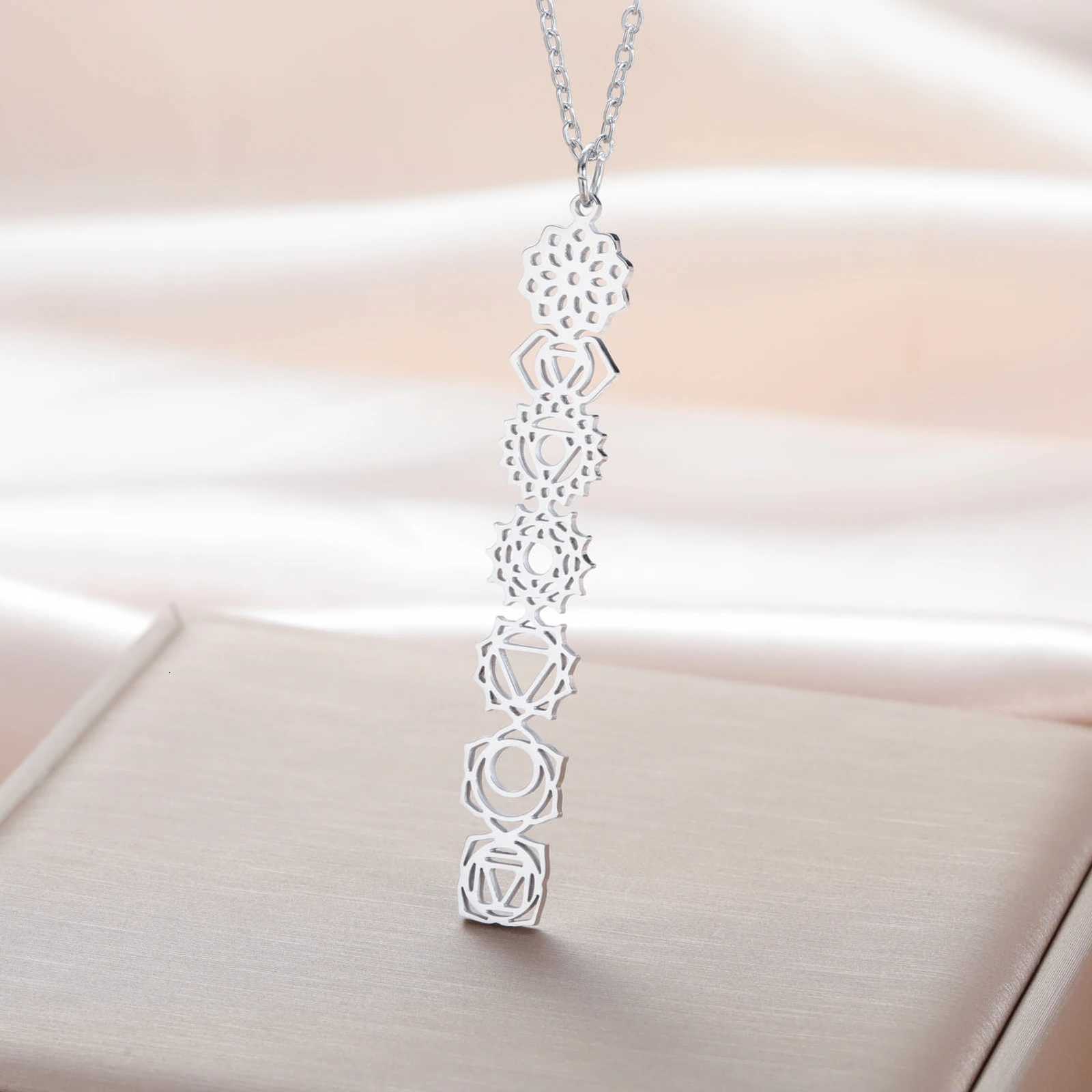 Cazador Yoga Meditation 7 Chakra Flower Necklaces for Women Stainless Steel Amulet Jewelry Necklaces Birthday Gift New V251022