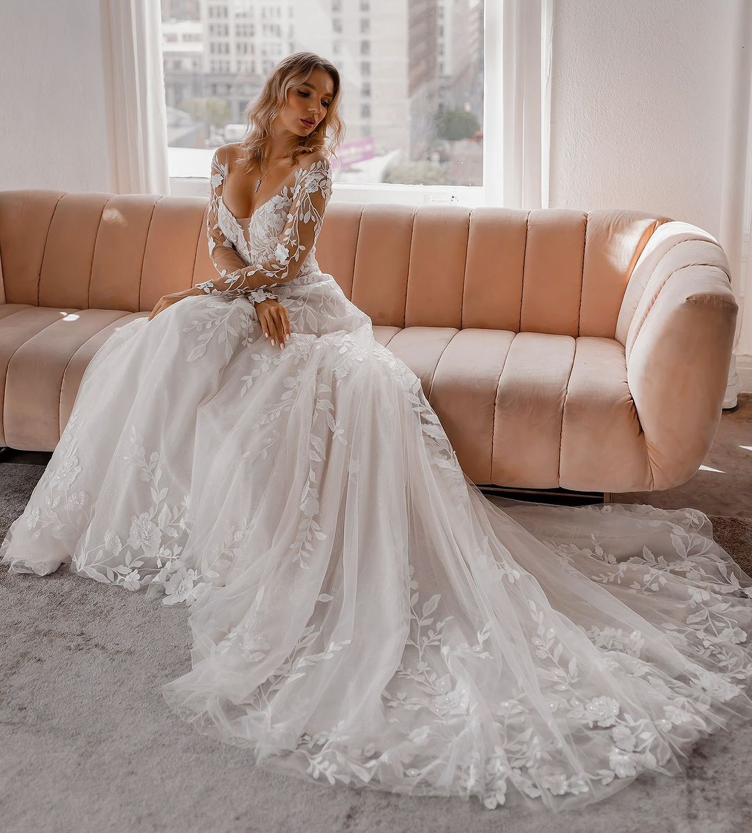 Classic Floral Lace Wedding Dresses A Line V Neck Bridal Gowns Sweep Train Custom Made Garden Castle Dresses Long Sleeves for Special Occasion