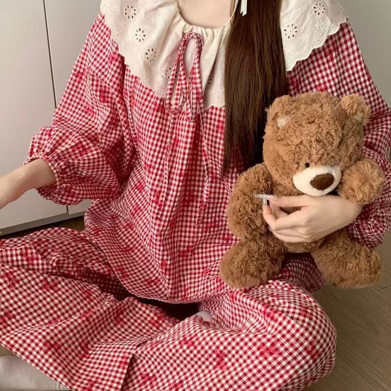 B1107-Luxurious Short-Sleeved Top Made of High-Quality Fabric