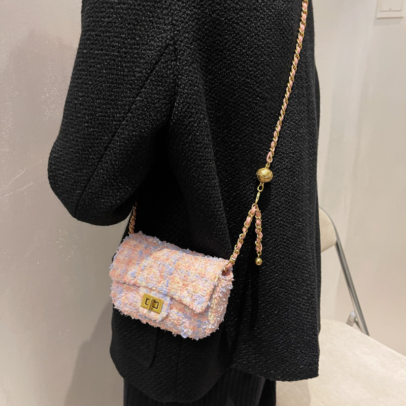 Designer bag free shipping 2025 autumn and winter new mini fashion cross body bag casual fashion diamond lattice chain flap bag for women pink yellow 