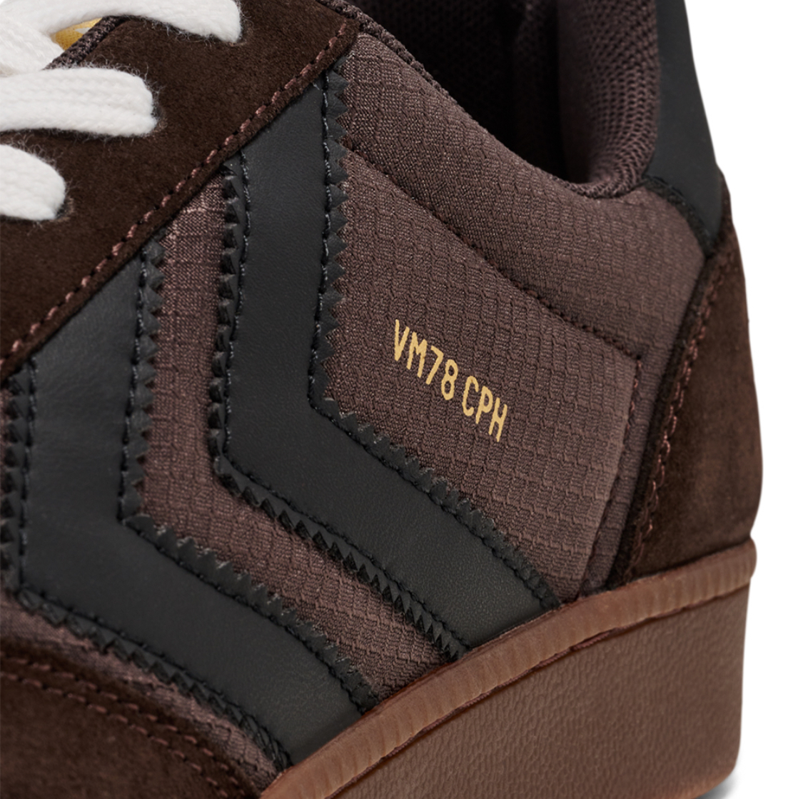 Designer's new light luxury low top retro casual sports board shoes, coffee colored suede tennis shoes, running shoes, fashionable and durable le