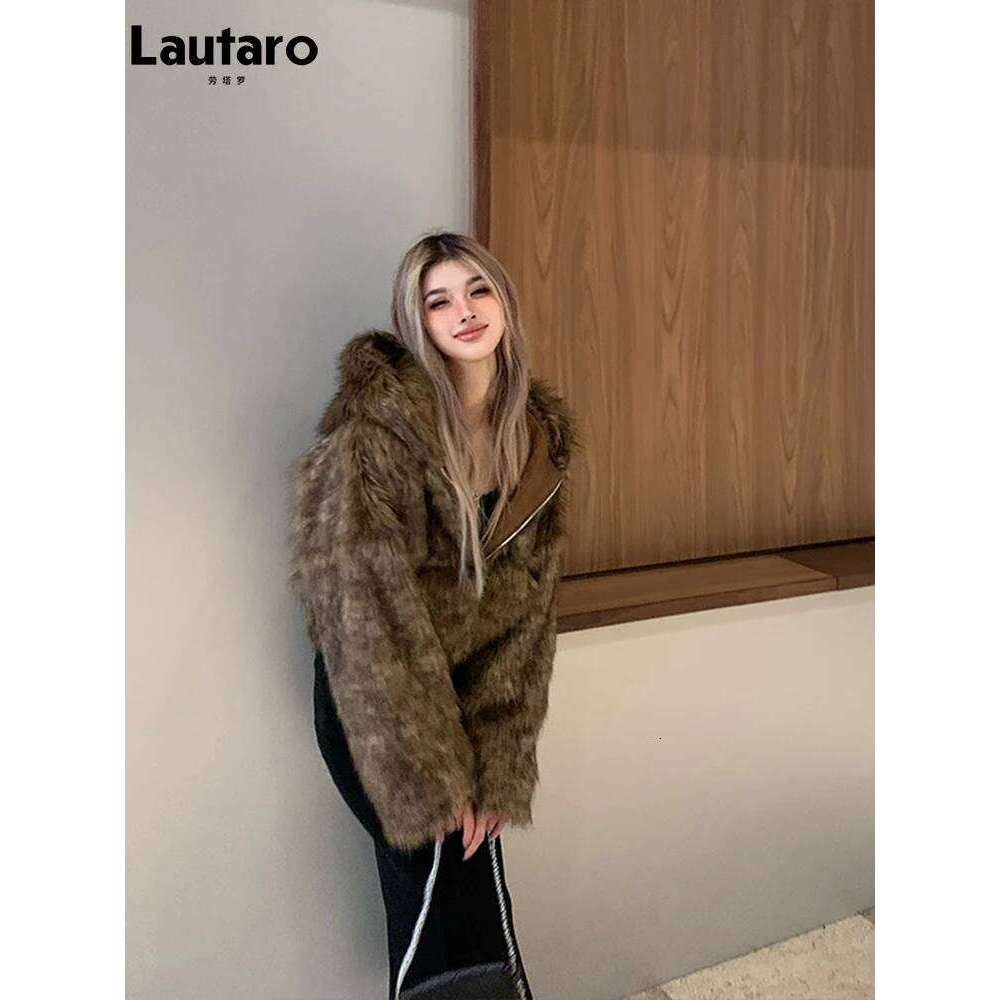 Lautaro Autumn Winter Chic Short Soft Thick Warm Hairy Shaggy Faux Fur Coat Women with Hood Zipper Fluffy Jacket 2024