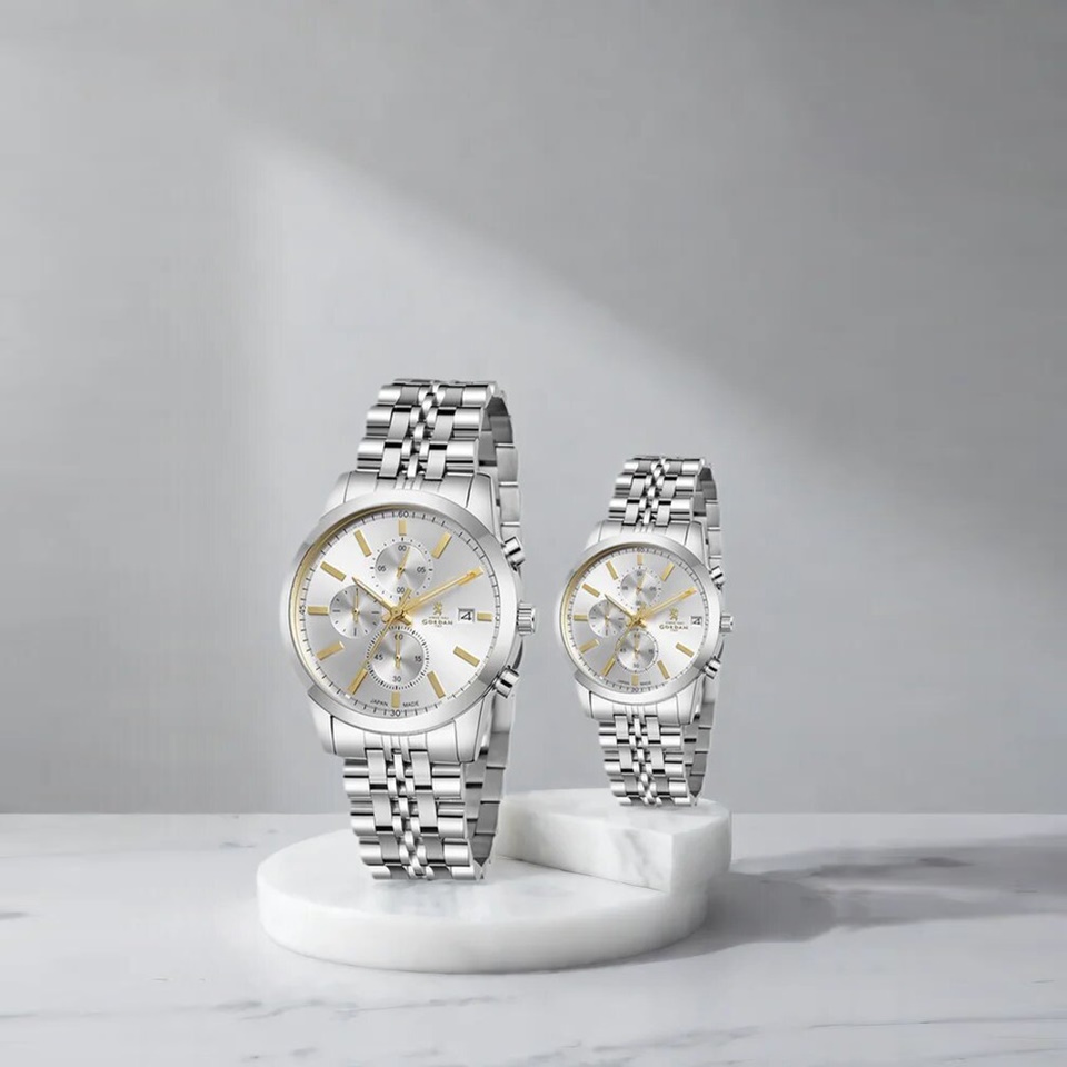 222A Stylish Dual-Gender Chronograph Watch Precision Quartz Motion in a Sleek Metal Frame Suitable for Both Lover Wedding Gift