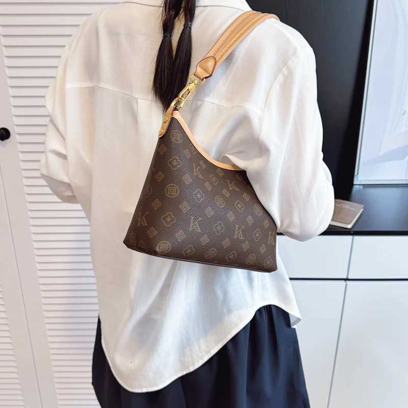 Popar Classic Elegant Ladies Shoder Bag Wens Genuine Leather Crossbody Messenger Bag Handbags Luxury Y251022