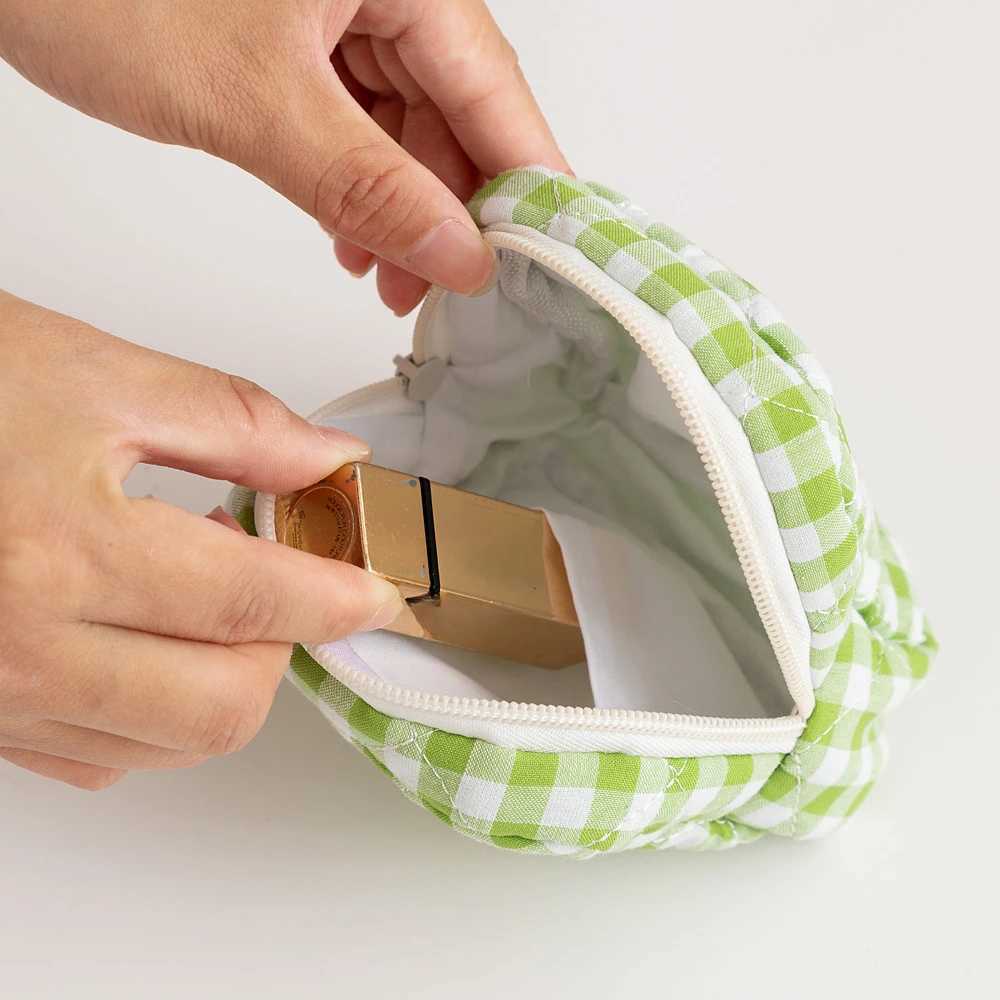 1PC Mini Square Cosmetic Bag Women Portable Earphone Lipstick Sanitary Napkins Storage Pouch Small Makeup Zipper BagsW251021