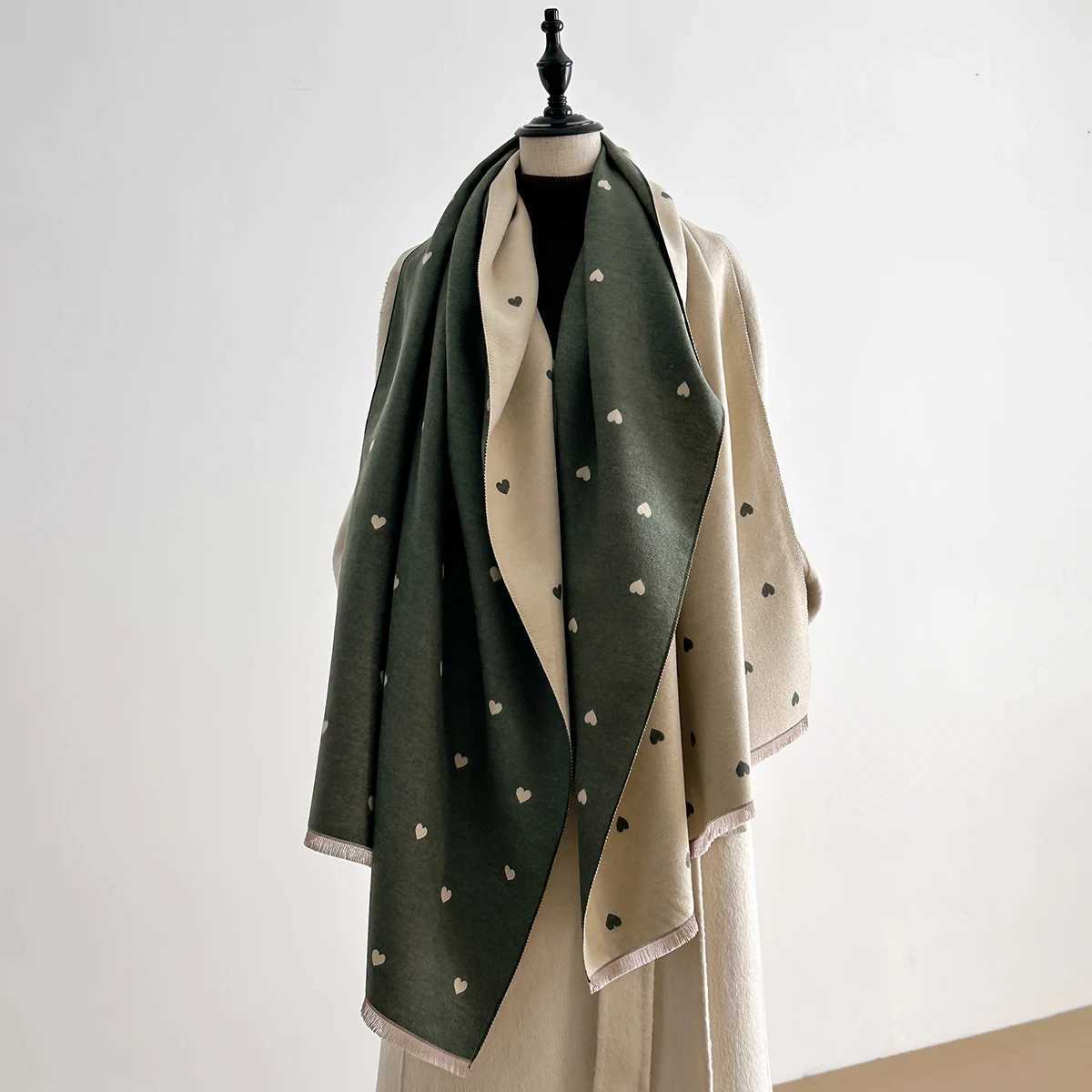 Luxury Brand Winter Imitation Cashmere Heart Scarves for Women Shawl Female Poncho Thick Warm Bufanda Echarpe Femme J251118