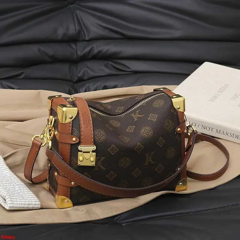 2025 Vintage Box Bag Printed Cosmetic Purse for Wen Luxe Square Shoder Bag DaytoNight Tote Chic Cmuter Bag Y251022