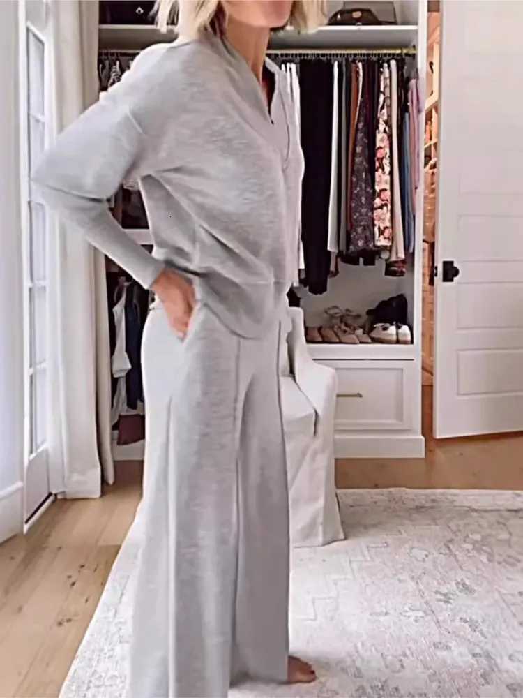 Casual Loose Sweatshirtpants Two Piece Sets Women Fashion Vneck Pullover Sweatshirts Outfits Autumn Winter Wide Leg Pants SuitT251022