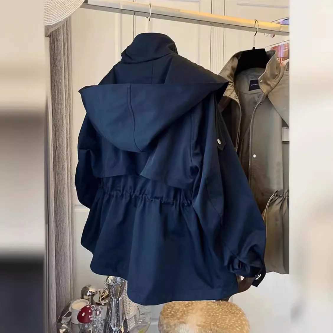 Clothland Women Elegant Oversized Hooded Trench Coat Pocket Long Sleeve Zipper Drawstring Tie Loose Wind Breaker Jacket CB1531 Y251105