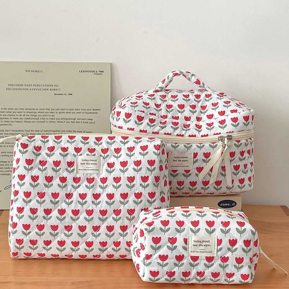 Fashion Red Makeup Quilting Bag Women Large Capacity Cosmetic Storage Handbag Pouch Ladies Girls Portable Clutch BagW251021