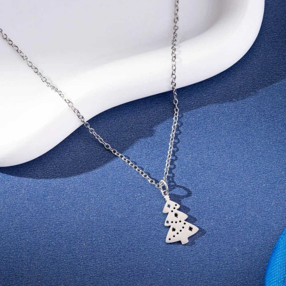 Stainless Steel Christmas Tree Pendant Necklace For Women New Trendy Sweet Clavicle Chain Unique Birthday Party Jewelry Gifts U251022