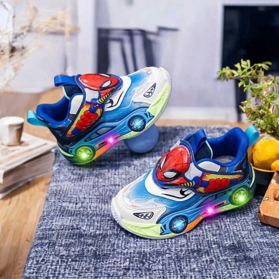 Disney Childrens Shoes Fashion Cartoon LED Lights Spiderman Sneakers for Boys Breathable Sport Antislip Student Shoes Size 26 H251022