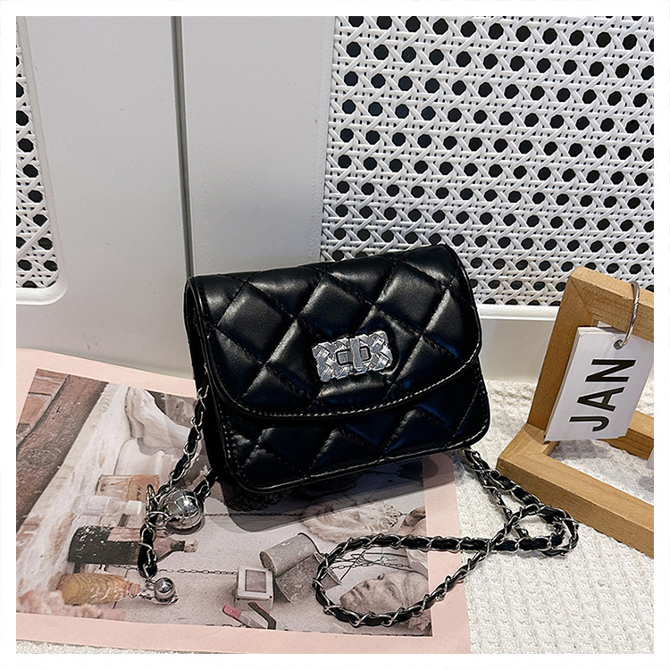 Luxury Brand Designer Bag 2025 Spring New Casual Fashion Crossbody Bag Niche Versatile Shoulder Bag High-End Women's Small Bag