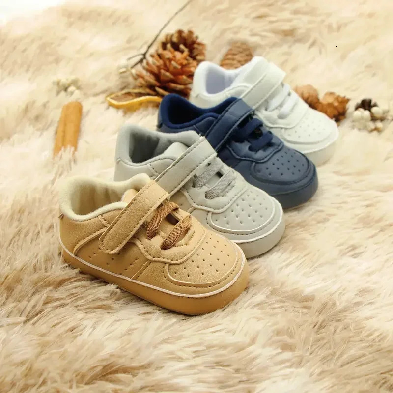 Selling Baby Casual Sports Shoes Spring and Autumn Girls Boys High Quality Rubber Sole Anti Slip Prewalker 251022