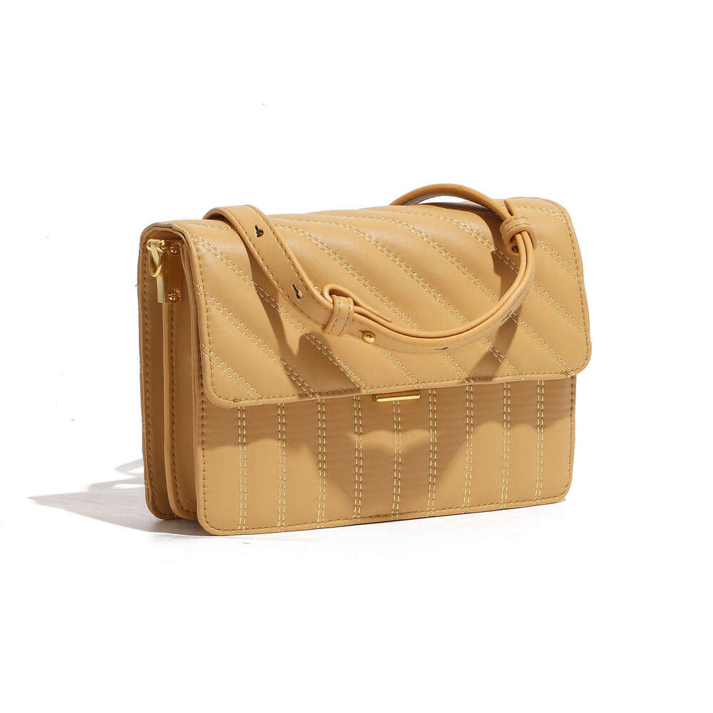 Luxury bag niche design leather square new lightweight simple fashion high end feel shoulder messenger