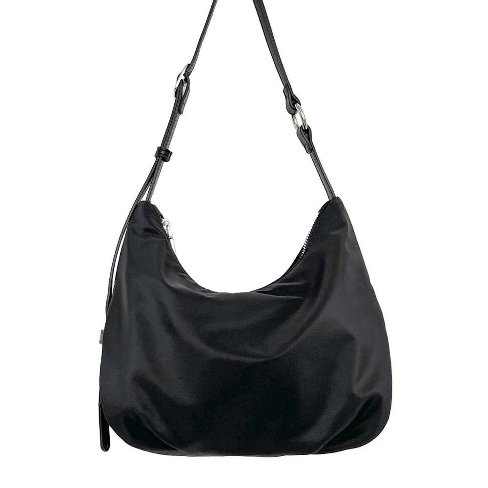 Leopard Print Trendy Large Capacity Soft Commuter Women's Fashion Korean Version New Nylon Shoulder Bag For Women B5