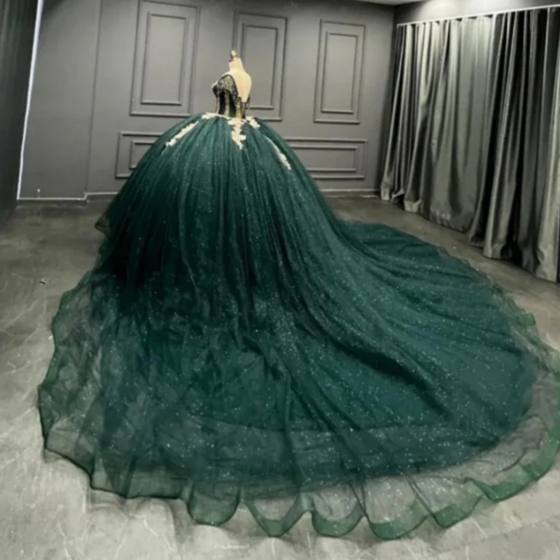 Emerald Green Ball Gown Sweet 16 Year Old Quinceanera Dresses Applique Beading Elegant Evening Party Dress Vestidos De Festa 15 Anos