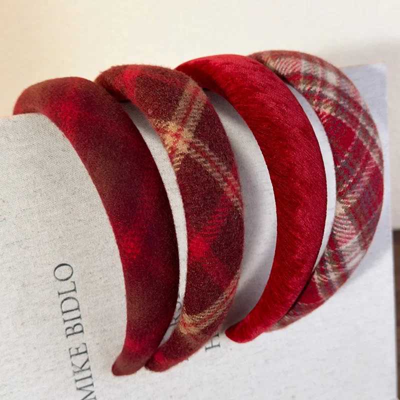 Retro Red Sweet Wool Headbands for Woman Girl Temperament Hair Hoop Sponge Wide Hair Band Female Christmas Hair Accessories Gift V251022