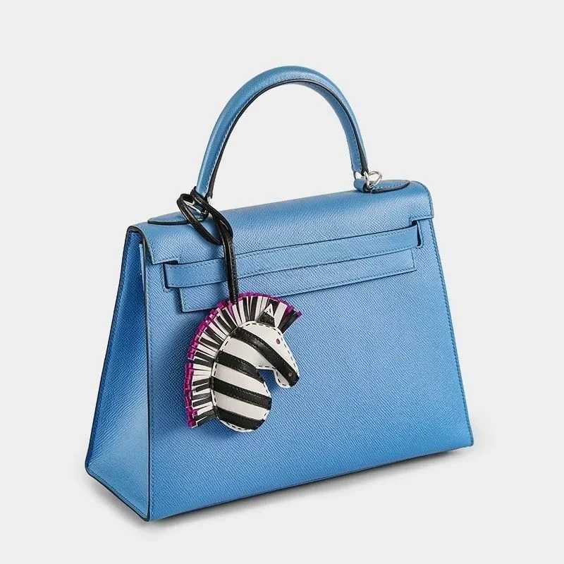 Zebra Head Bag Pendant Premium Zebra Pendant Sheepskin Leather Handsewn Pony Car Pendant Bag Charm J251121