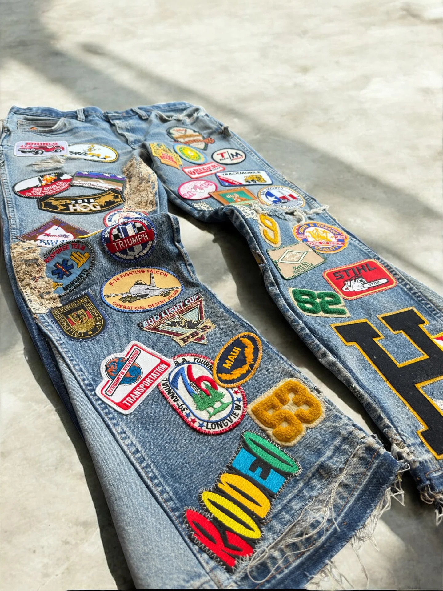 American Vintage Y2K Multi Patch Jeans Mens Womens Blue Distressed Bell Bottom Patch Embroidered Pattern Baggy Trousers251021