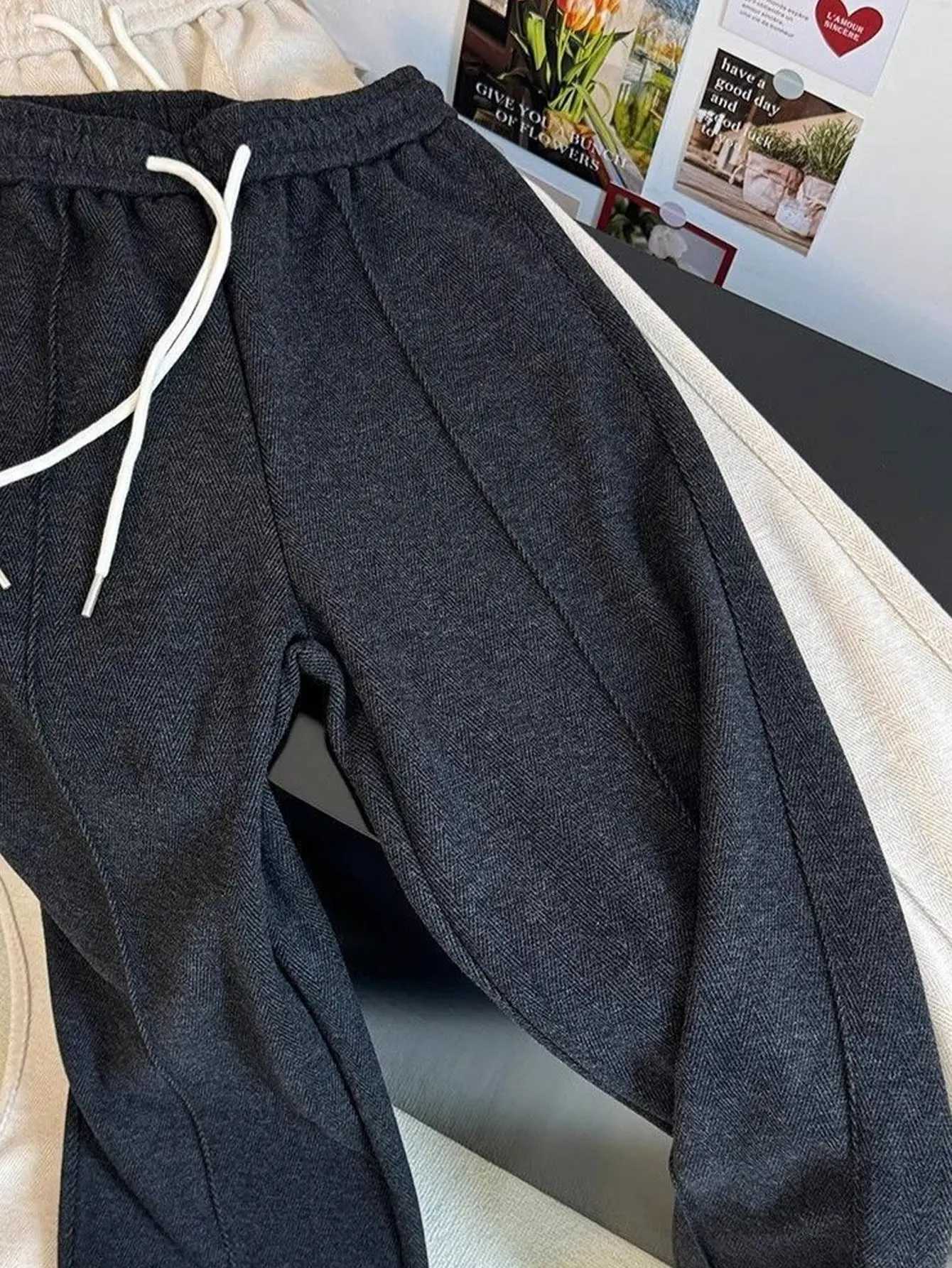 Autumn and winter wideleg pants with high waist design drapey herringbone pattern and velvet trousers straightleg pantsT251022