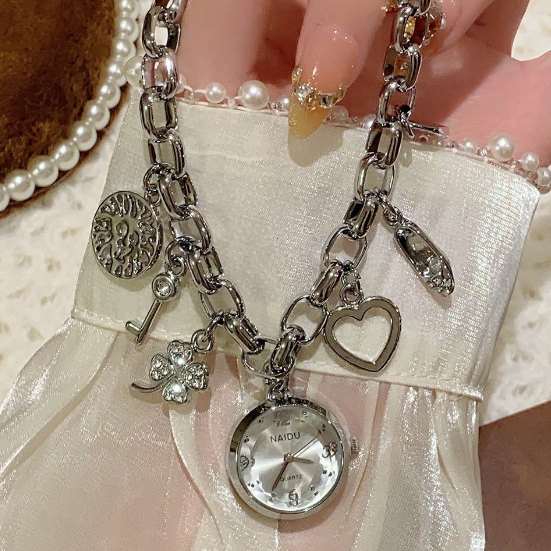 Designer Watch Wind Pendant Bracelet Watch For Women Trendy Jewelry Bracelet Luxury Watch Style Quartz Watch High-end Feel Wristwatch Live Streaming M