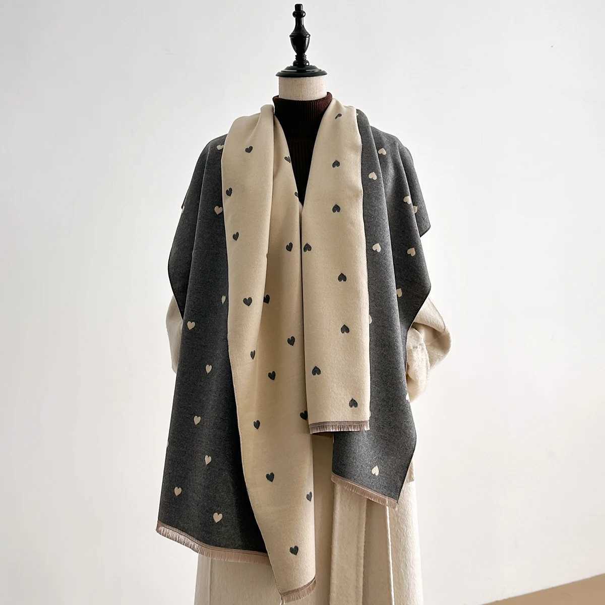 Luxury Brand Winter Imitation Cashmere Heart Scarves for Women Shawl Female Poncho Thick Warm Bufanda Echarpe Femme J251118