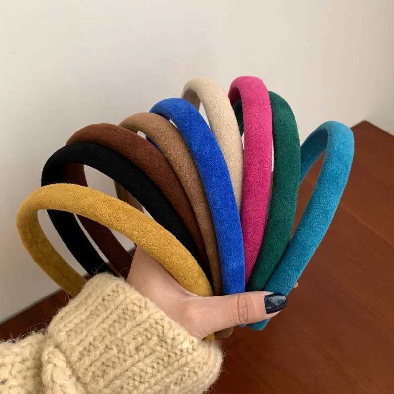 NEW Autumn and Winter Woman Elegant Retro Korean Velvet Hairband Narrow Suede Headband Girls Headwear Ladies Hair Accessories V251022